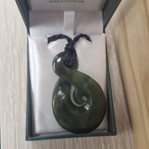 FO00VB/ NZ G/STONE CARVING